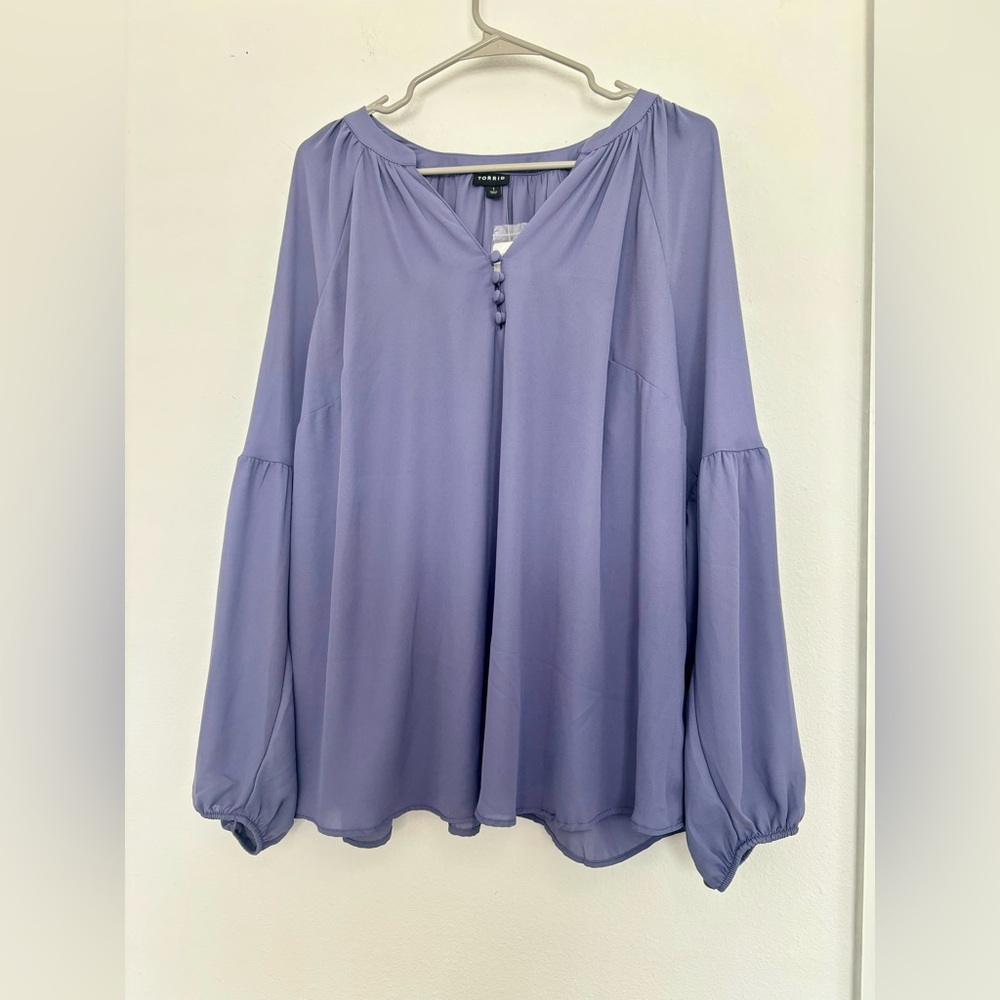 TORRID NWT LILAC FLOWY BUTTON BLOUSE SZ 1X 14/16